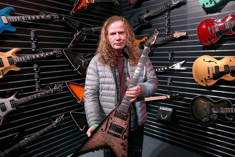 Dave Mustaine sa vyliečil z rakoviny 